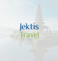 Logo of Jektis Travel featuring a stylized compass rose encapsulating global landmarks, overlaid on a vibrant background suggesting diverse destinations.